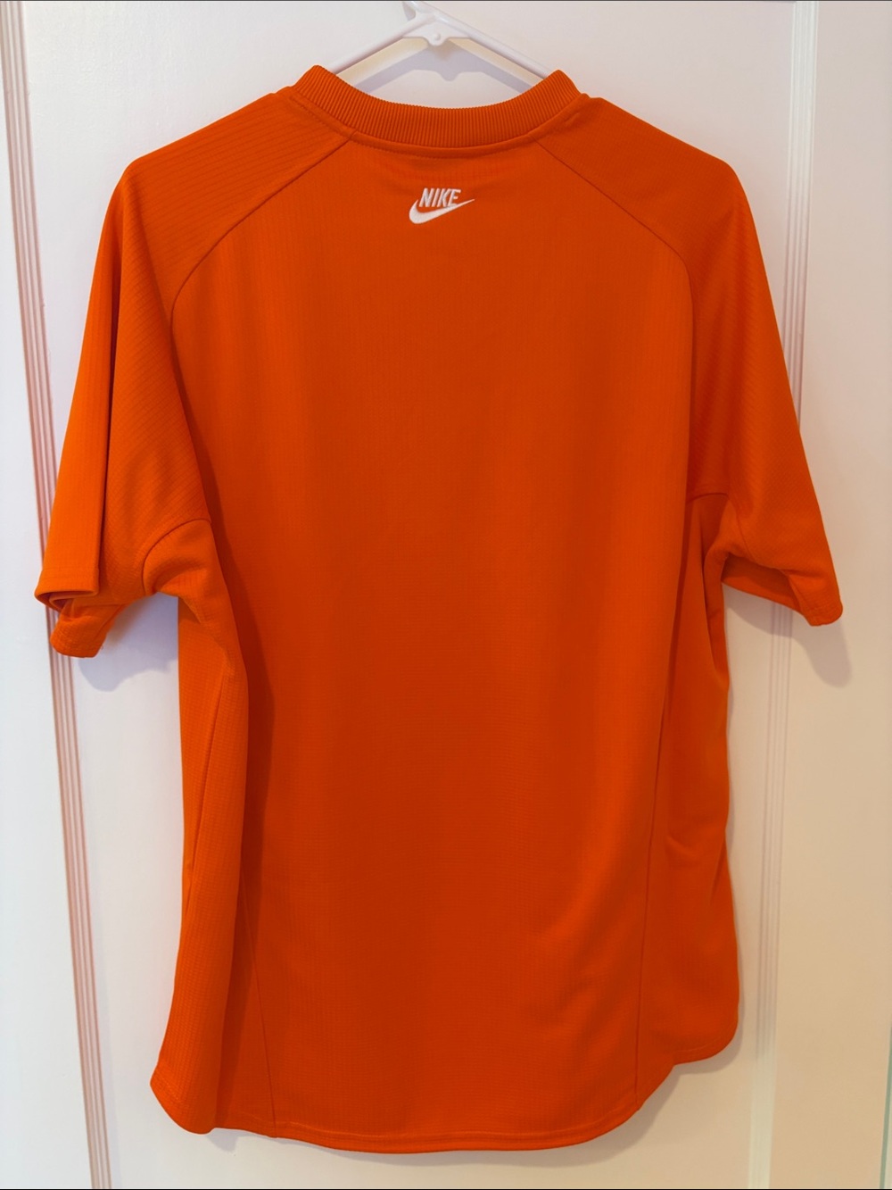 Nike Men’s Orange Jersey - Picture 3 of 3